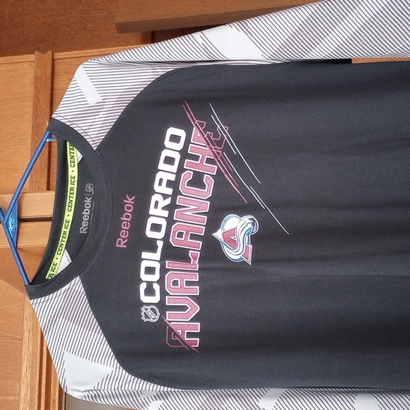 Colorado Avalanche long sleeve shirt - Picture 2 of 3